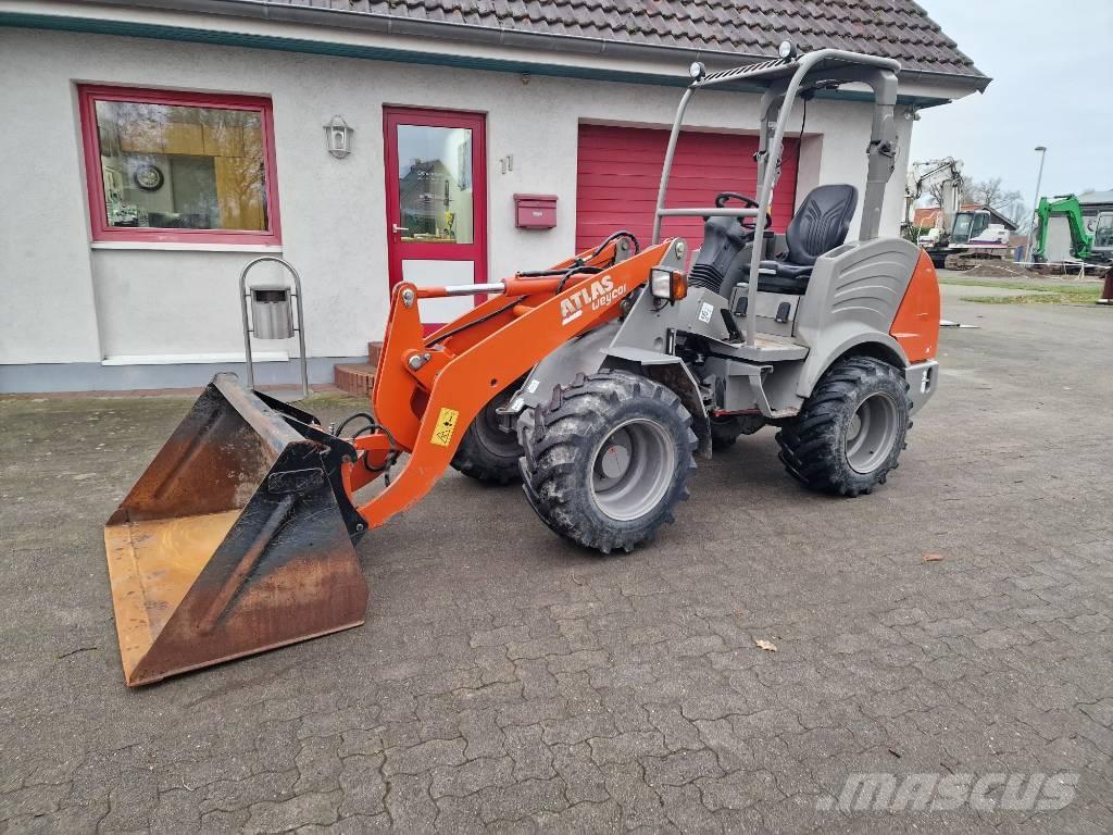 Atlas AR 40 Iekrāvēji uz riteņiem