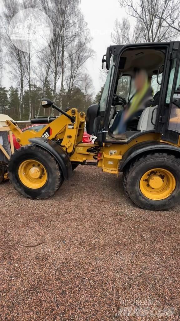 CAT 908 H Iekrāvēji uz riteņiem