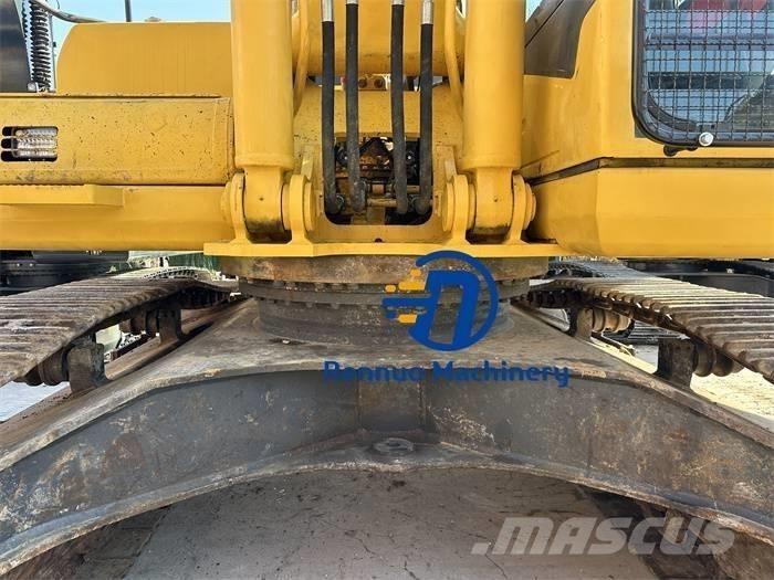 Komatsu PC 400-7 Kāpurķēžu ekskavatori