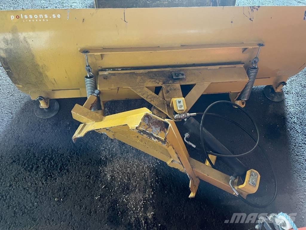  P.Olssons LB 180 Sniega traktori