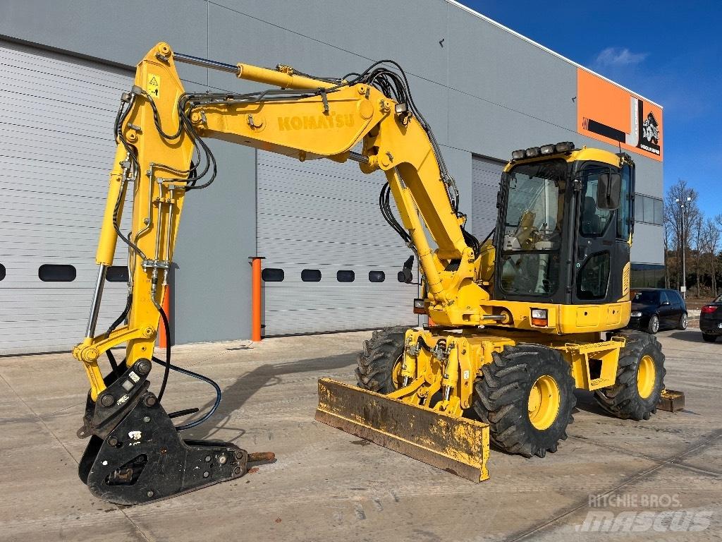 Komatsu PW 98 MR-8 Ekskavatori uz riteņiem