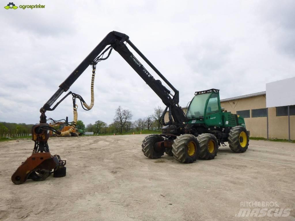 John Deere 1270 D Harvesteri