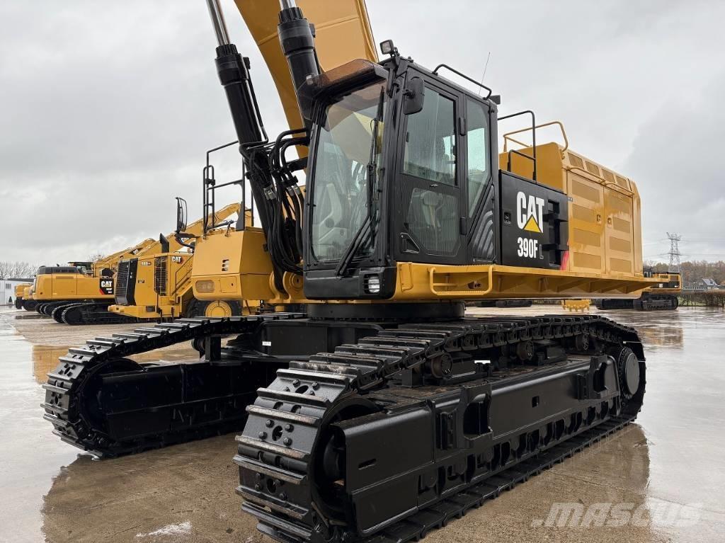 CAT 390F Long Reach Ekskavatori tālās sniedzamības darbiem