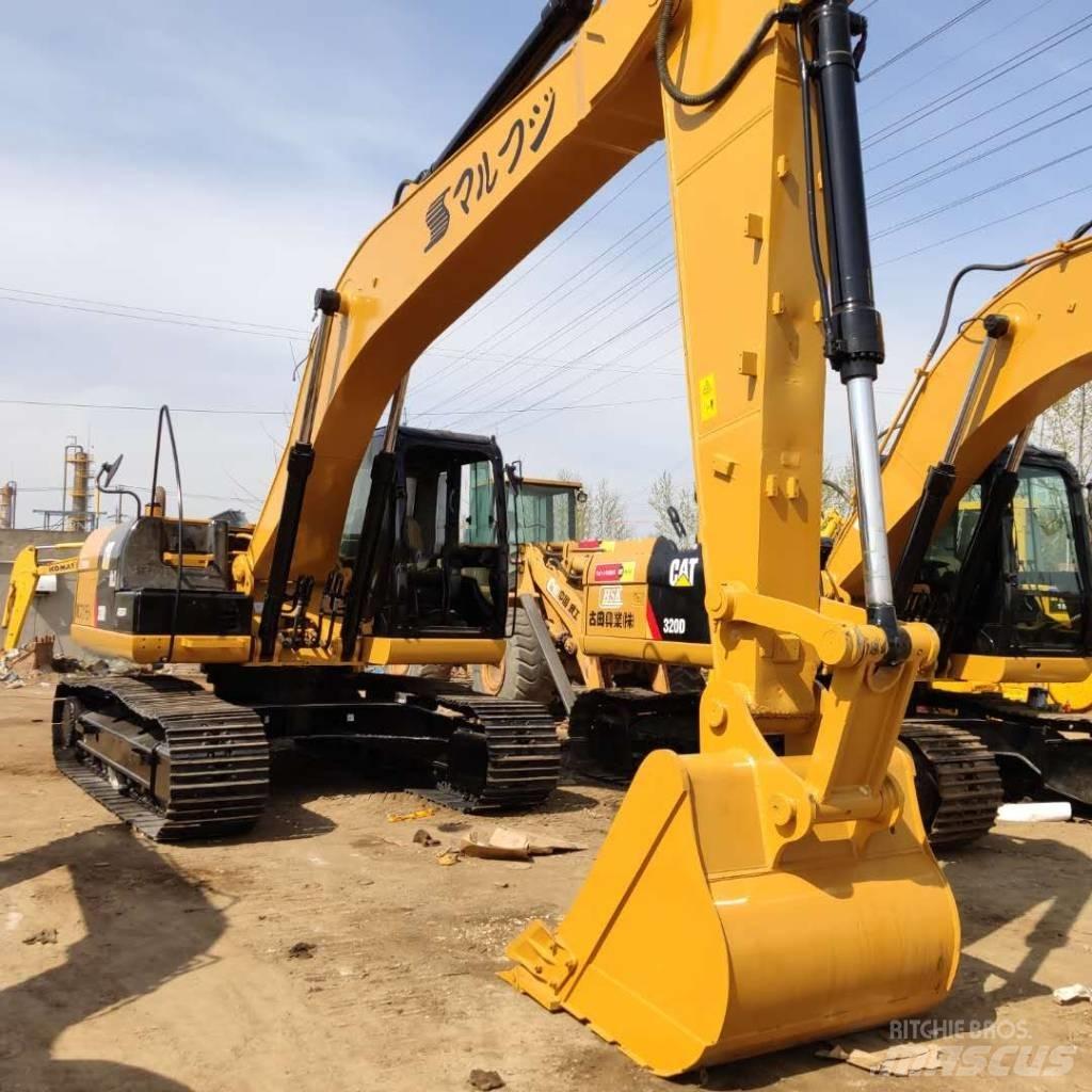 CAT 320D Kāpurķēžu ekskavatori