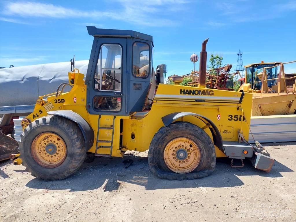 Hanomag 35D Iekrāvēji uz riteņiem