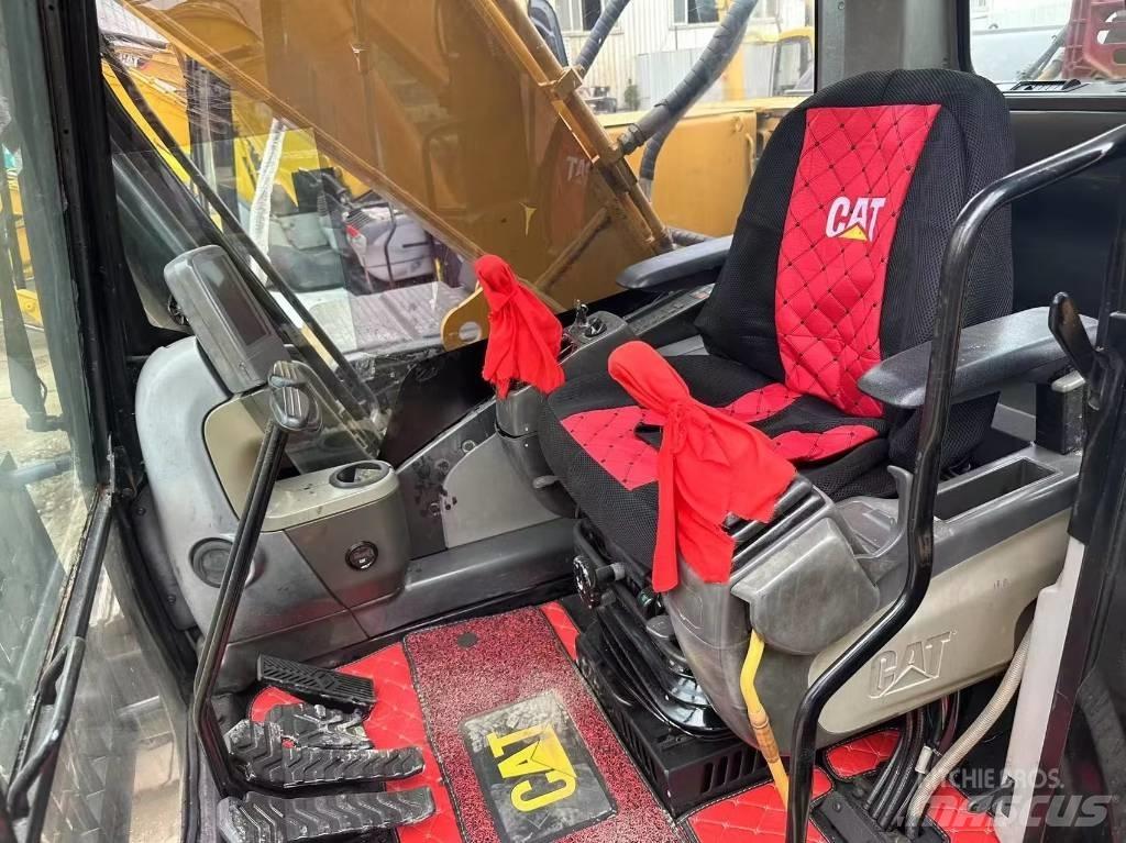 CAT 320 D Kāpurķēžu ekskavatori