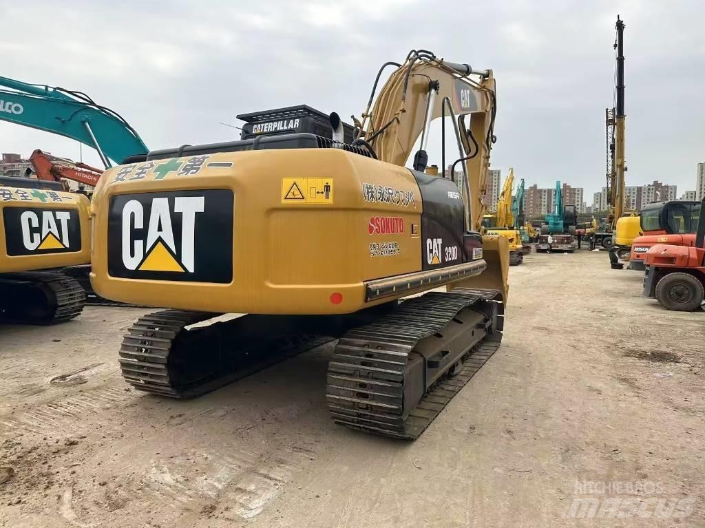 CAT 320 D Kāpurķēžu ekskavatori