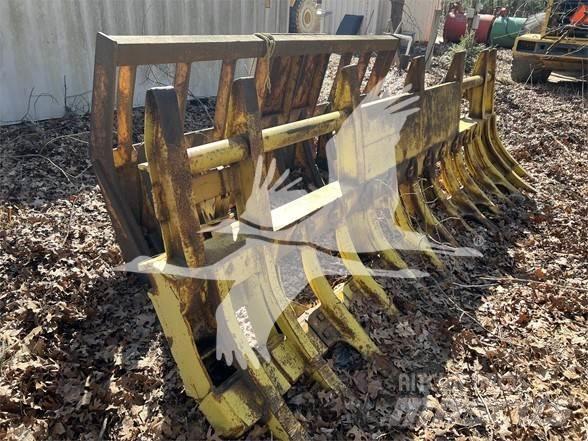 Komatsu D65PX Skarifikatori