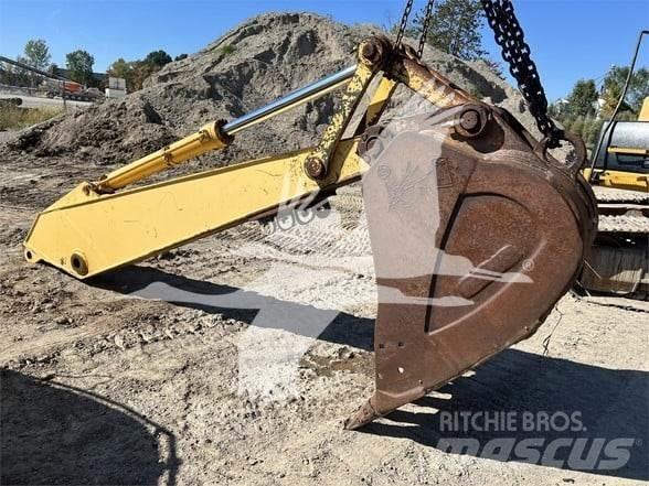 Komatsu PC200 Kausi