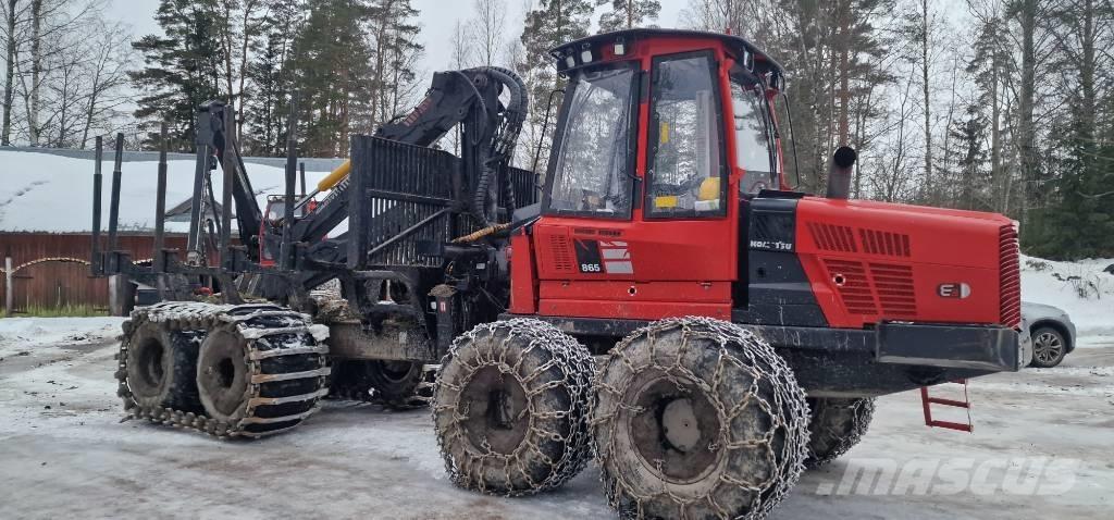 Komatsu 865 Forvarderi