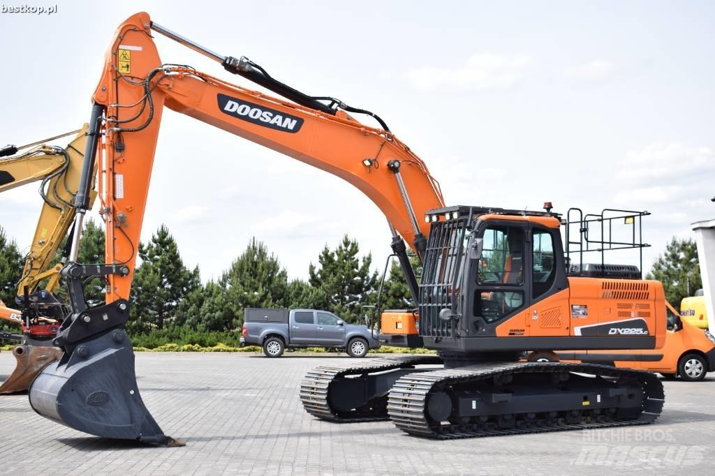 Doosan DX 225 LC-5 Kāpurķēžu ekskavatori