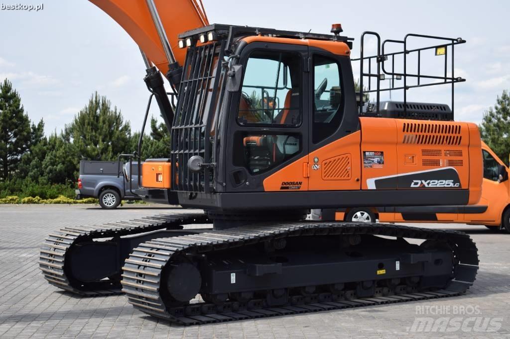 Doosan DX 225 LC-5 Kāpurķēžu ekskavatori