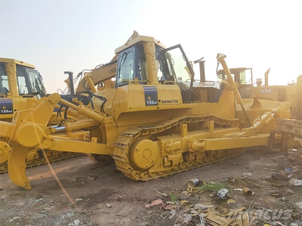 Komatsu D155AX-5 Kāpurķēžu buldozeri