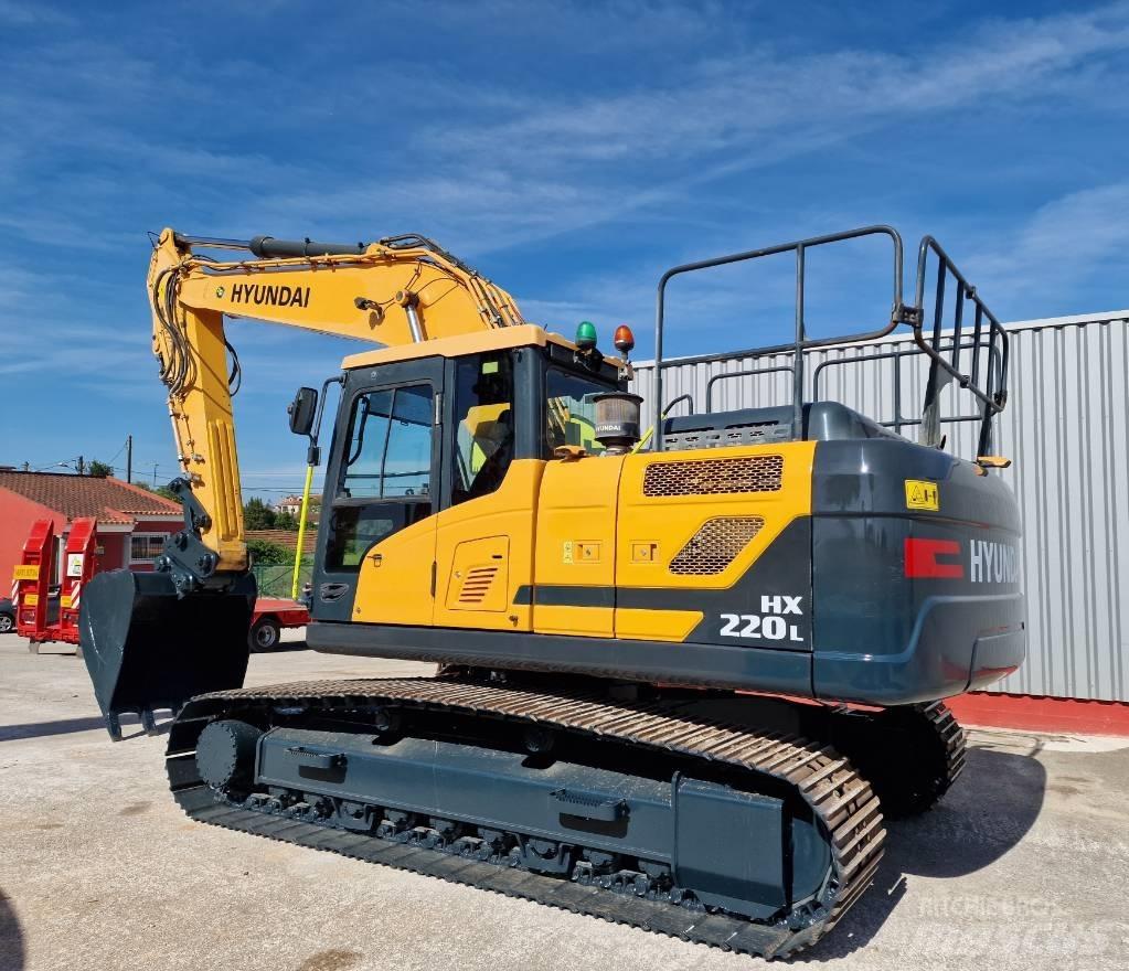 Hyundai HX 220 L Kāpurķēžu ekskavatori