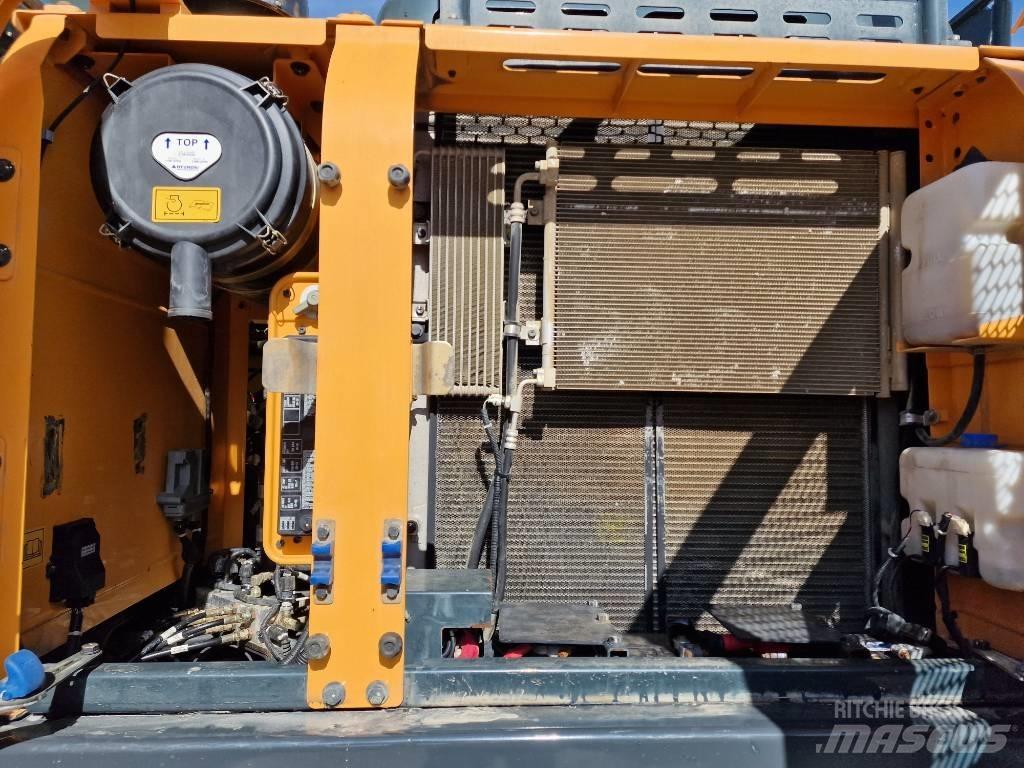 Hyundai HX 220 L Kāpurķēžu ekskavatori
