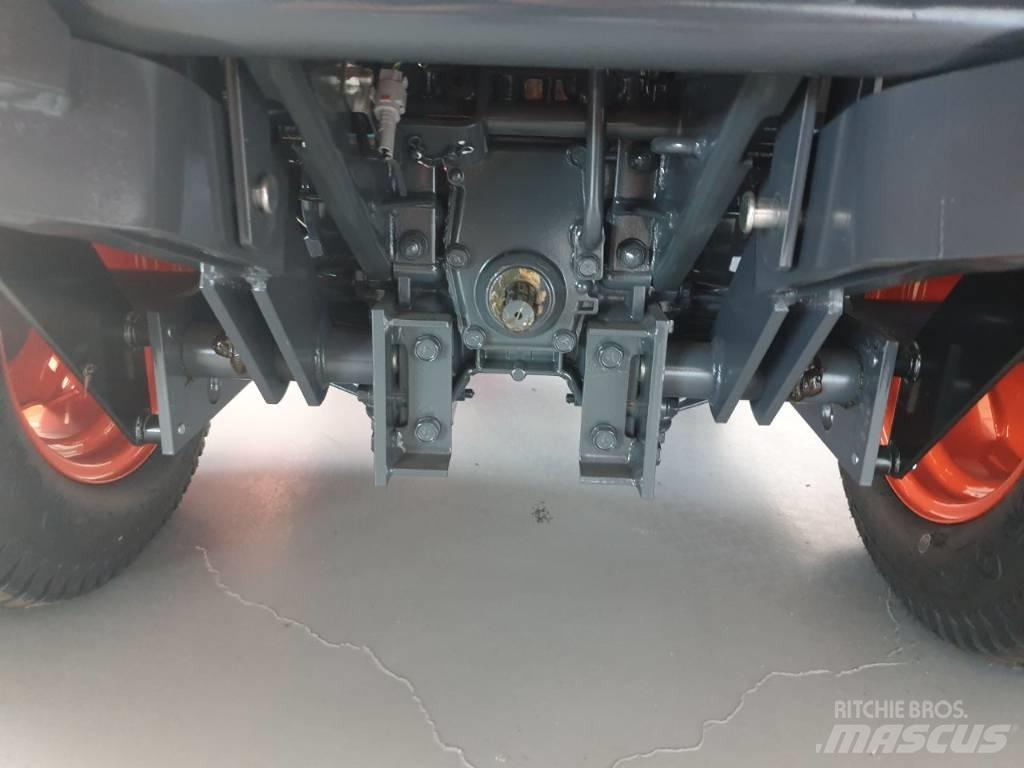 Kubota F251E (2WD) Piekabināmās pļaujmašīnas