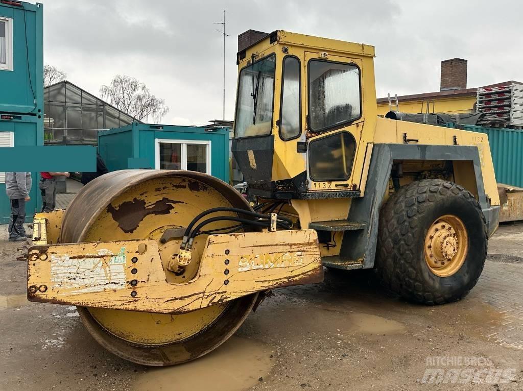 Bomag BW 213 D Vienvalča grunts veltņi