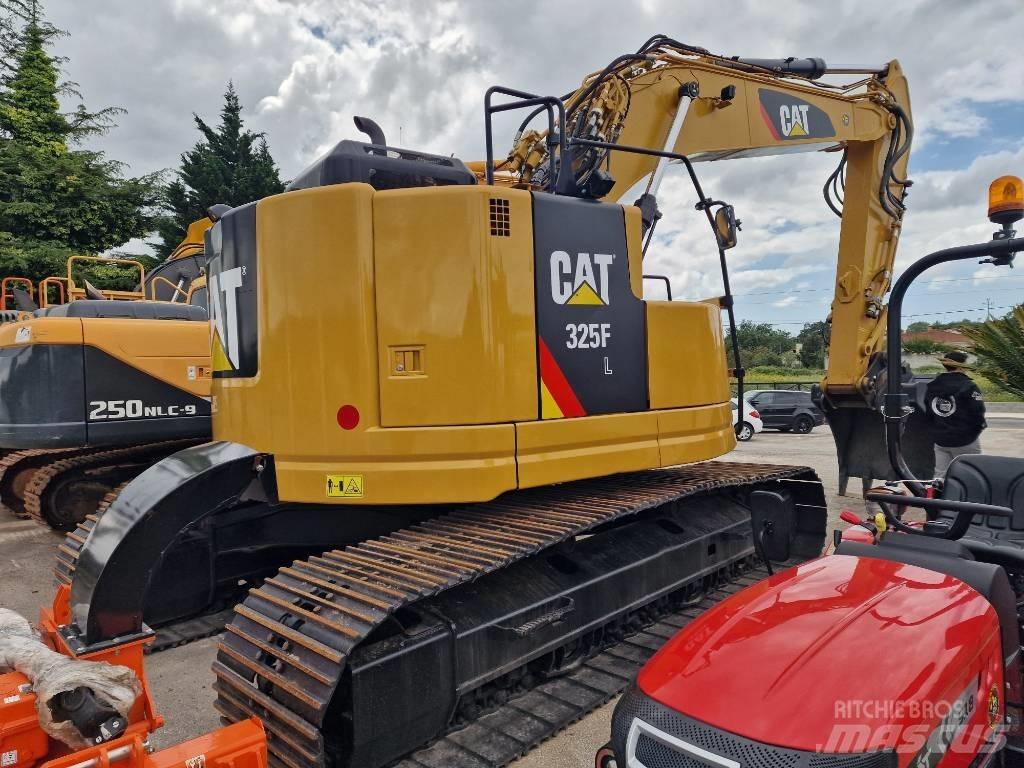 CAT 325 FL CR Kāpurķēžu ekskavatori