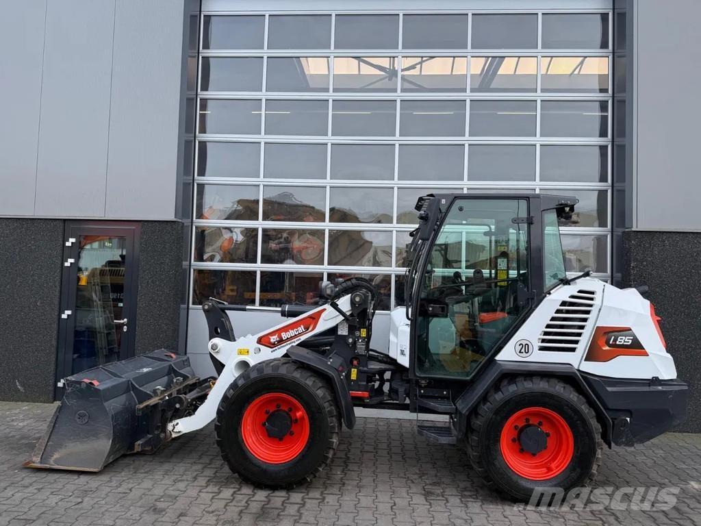 Bobcat L85 | A/C Iekrāvēji uz riteņiem