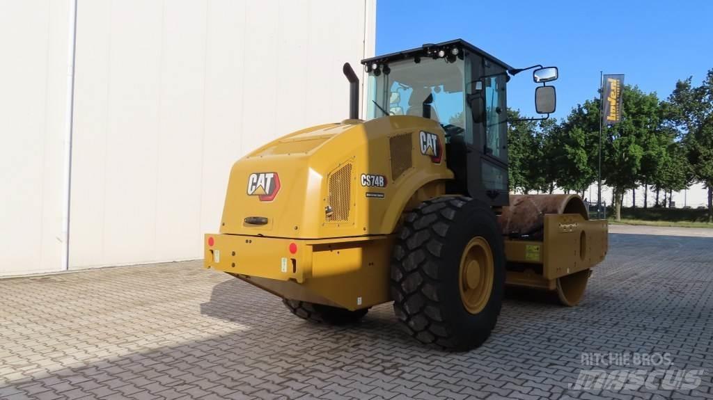 CAT CS 74 B Vienvalča grunts veltņi
