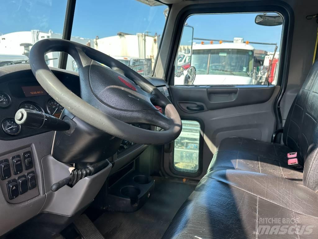 Peterbilt 348 Atkritumu izvešanas transports