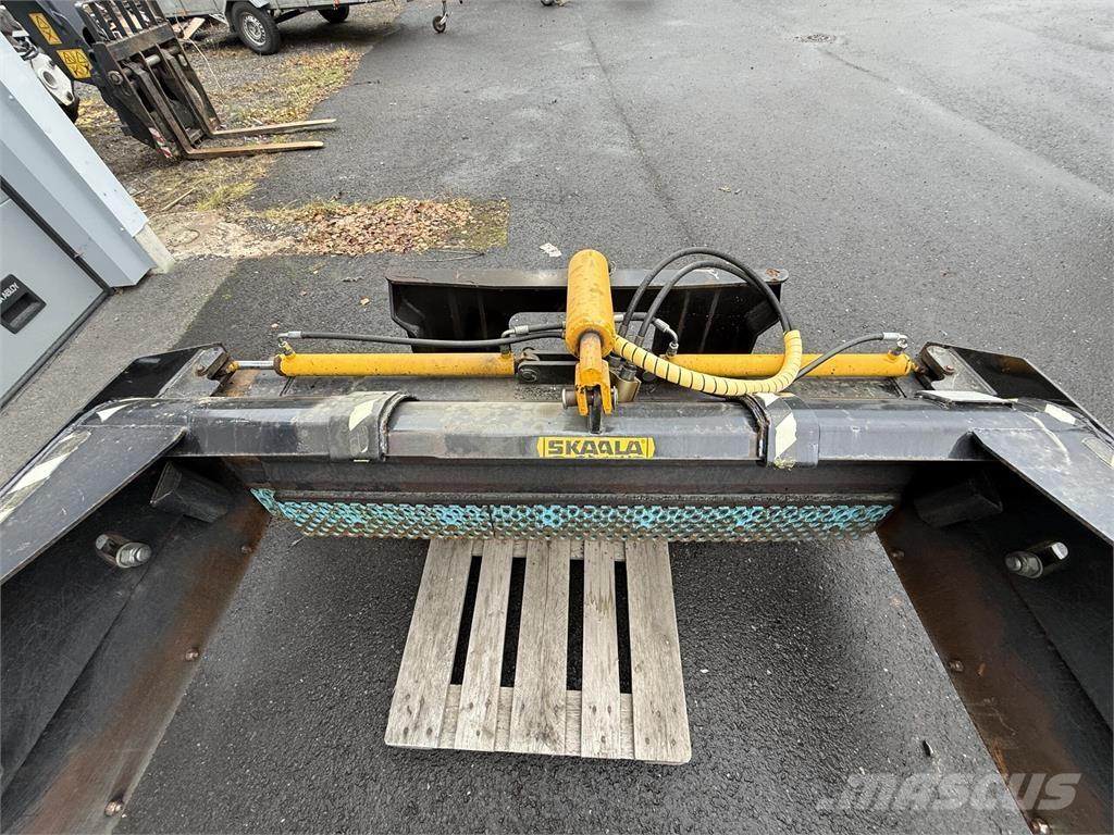 Skaala L19-30 Sniega naži un tīrītāji