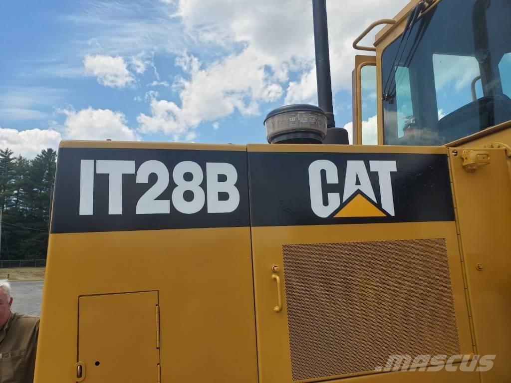 CAT IT 28 B Iekrāvēji uz riteņiem