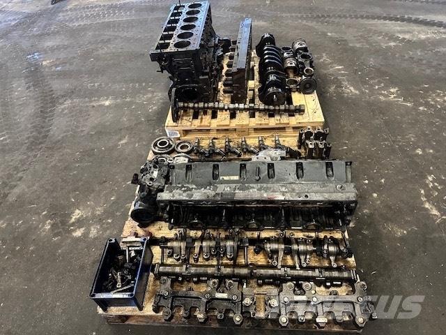 Cummins ISME420-30 Dzinēji