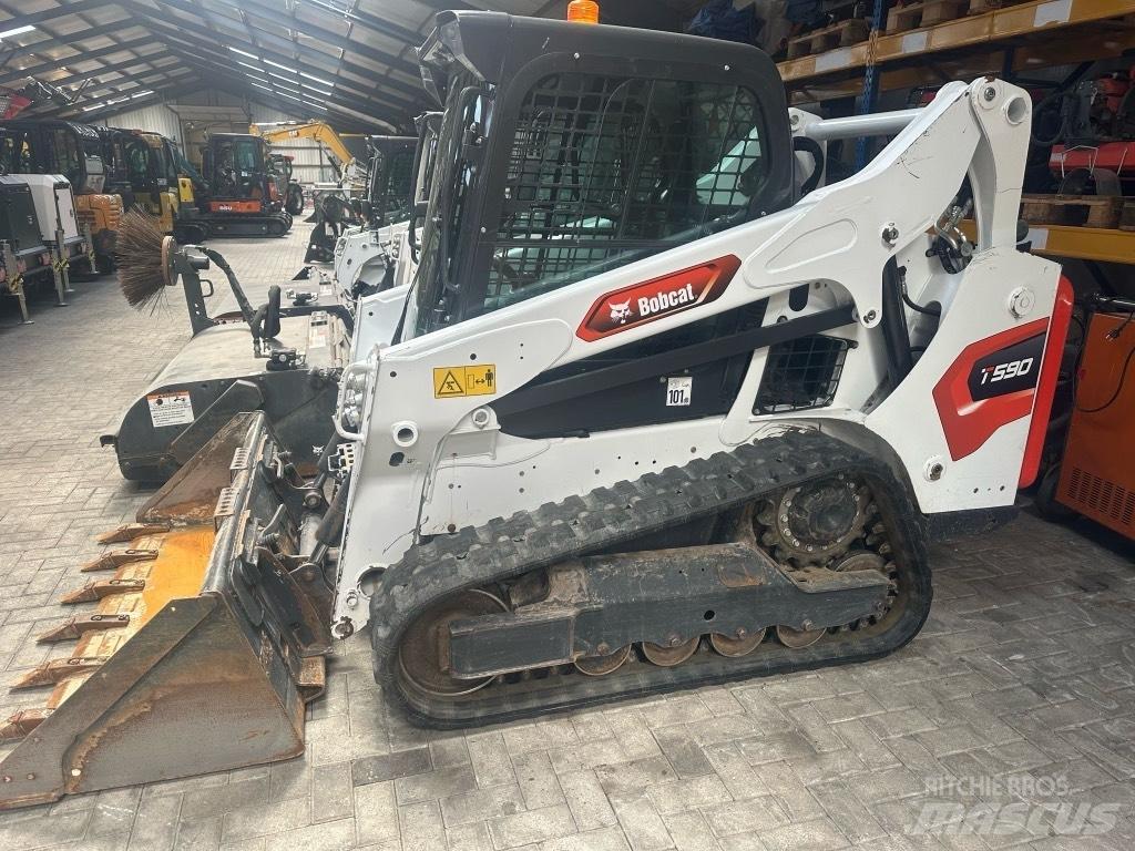 Bobcat T 590 Lietoti riteņu kompaktiekrāvēji