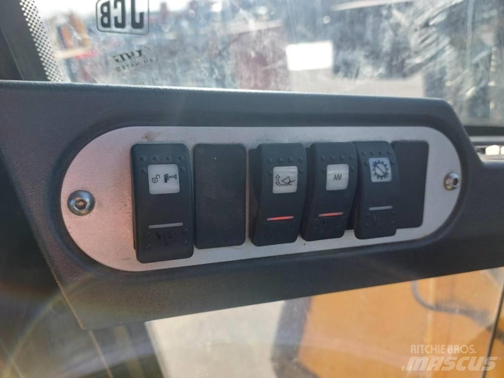 JCB 434S Iekrāvēji uz riteņiem