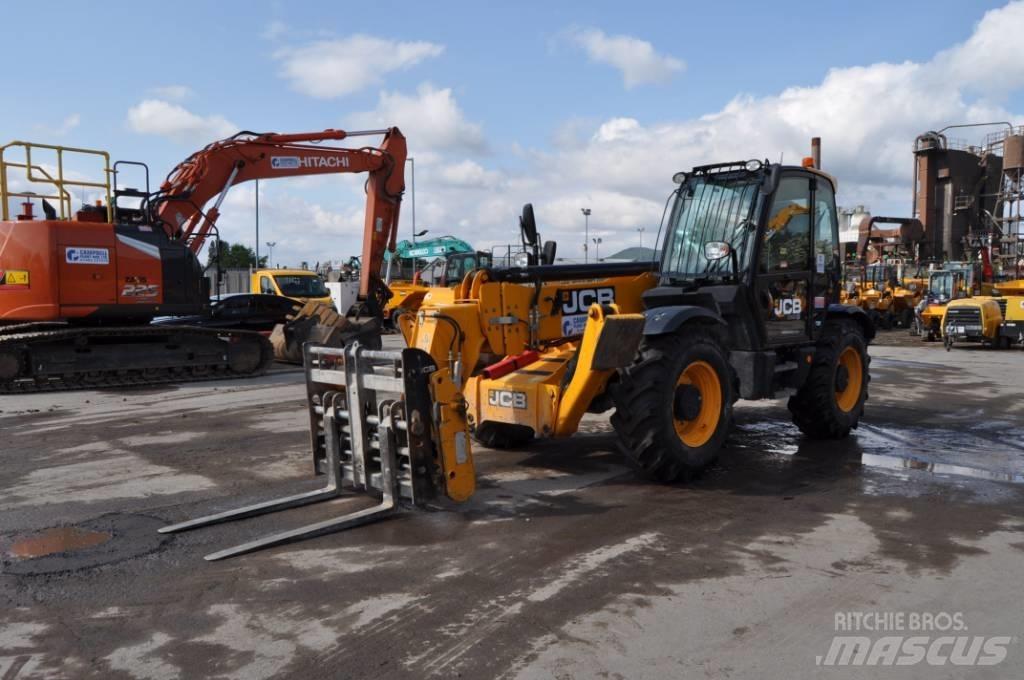JCB 540-140 Teleskopiskie manipulatori