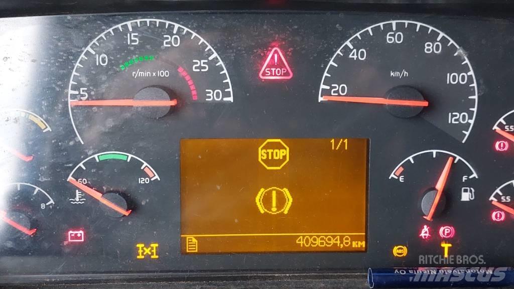 Volvo FH12 8x4 Treileri meža tehnikas transportēšanai
