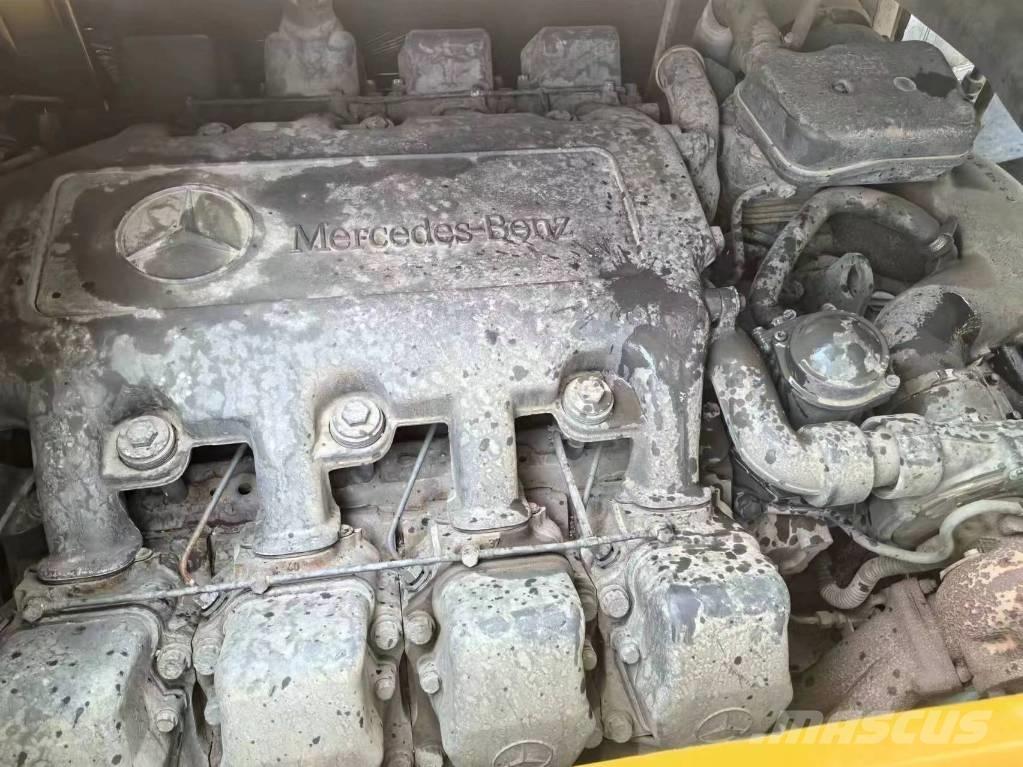XCMG XCT240 Celtņi nelīdzenām virsmām
