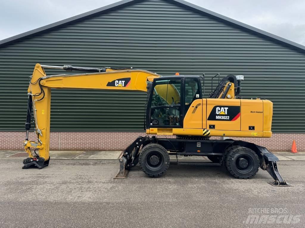 CAT MH3022 Industriālie iekrāvēji