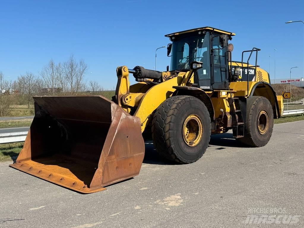 CAT 972M Iekrāvēji uz riteņiem