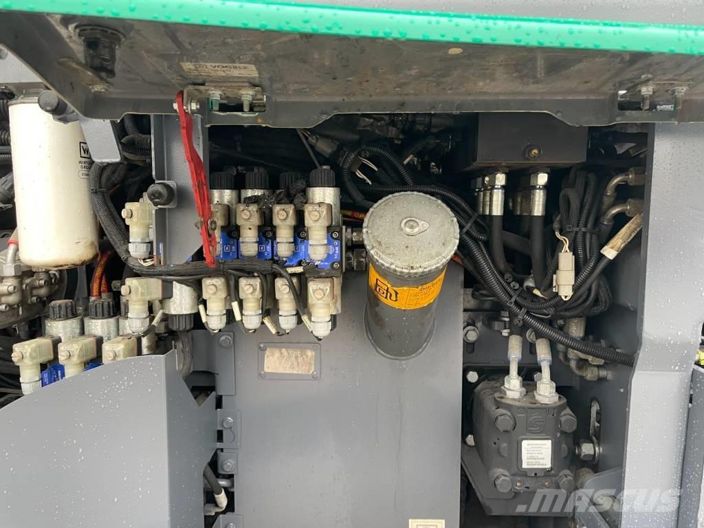 Vögele SUPER 1300-3I Asfalta klājēji