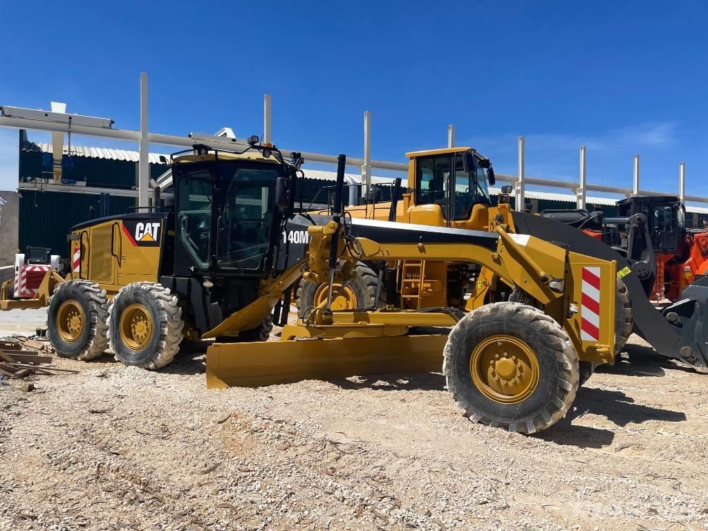 CAT 140 M Greideri