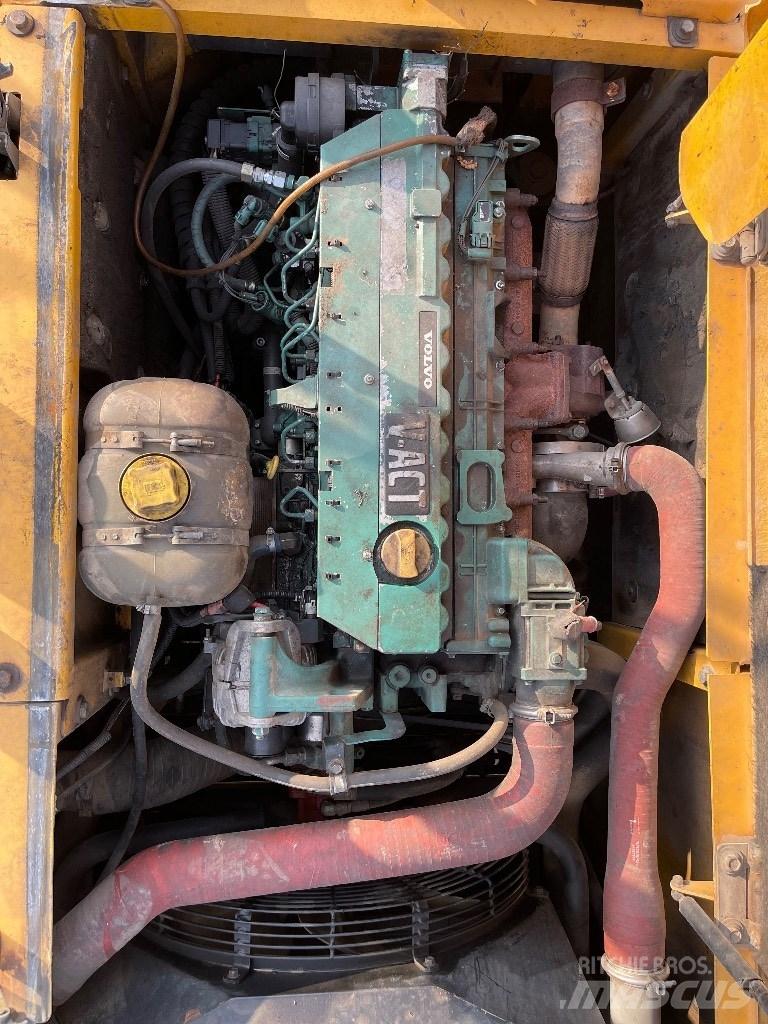 Volvo EC 210 C L Kāpurķēžu ekskavatori
