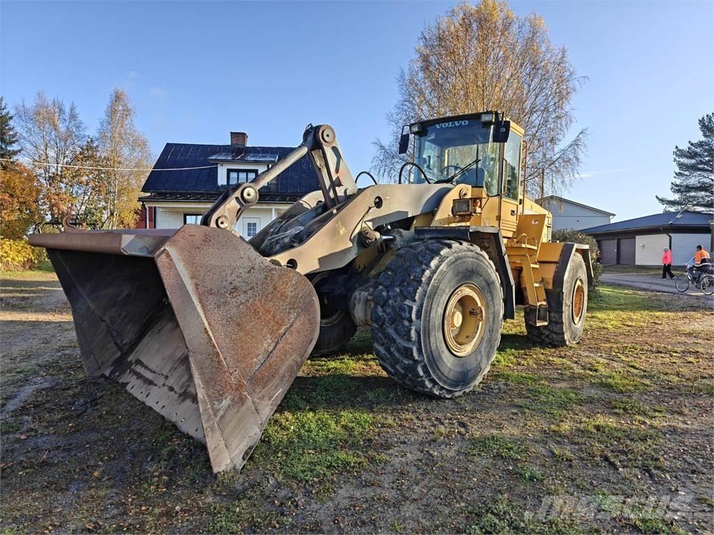 Volvo L180C Iekrāvēji uz riteņiem