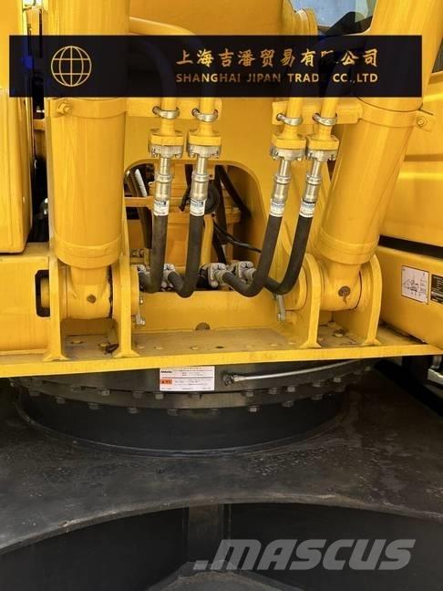 Komatsu PC 210 Kāpurķēžu ekskavatori