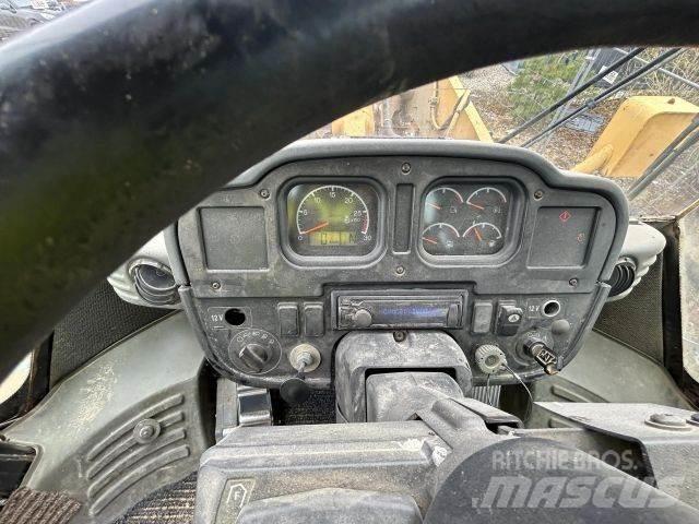 CAT 962H Iekrāvēji uz riteņiem