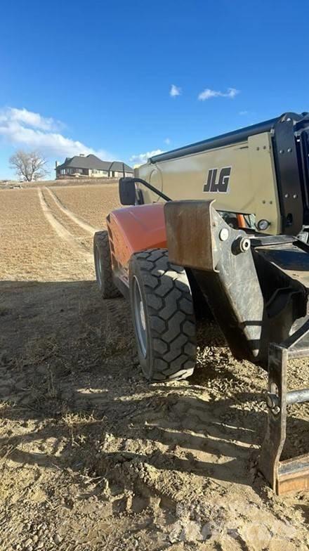 JLG 1255 Teleskopiskie manipulatori
