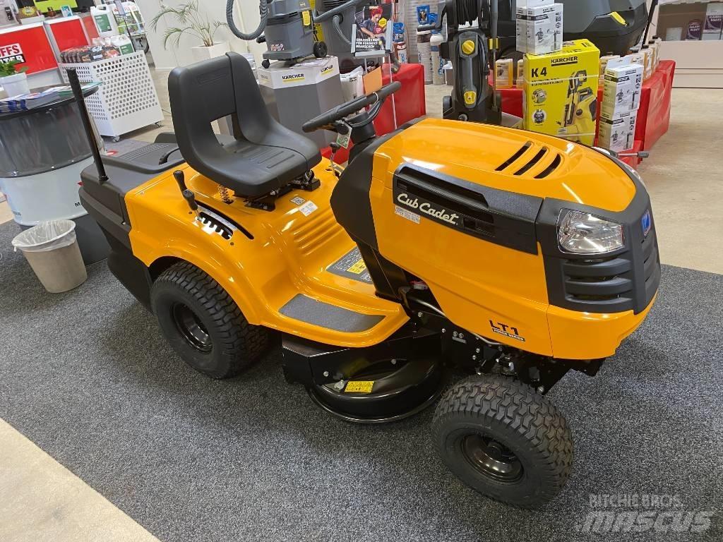 Cub Cadet LT1 NR92 Mauriņa traktors