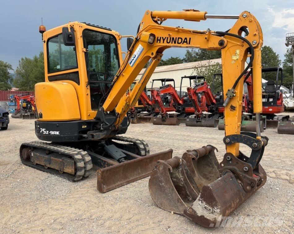 Hyundai R25Z-9 AK Mini ekskavatori < 7 t