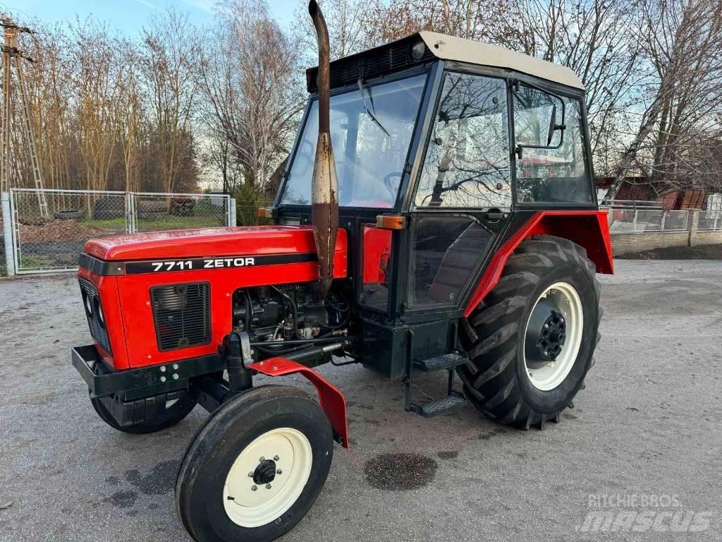 Zetor 7711 Traktori