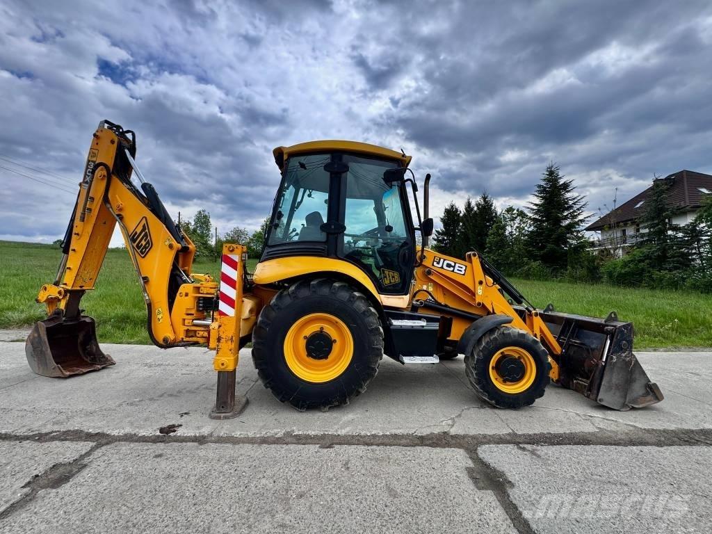 JCB 3 CX Ekskavatori-iekrāvēji