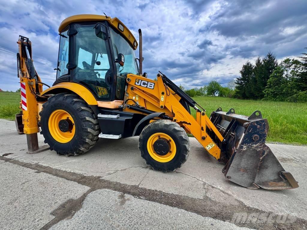 JCB 3 CX Ekskavatori-iekrāvēji