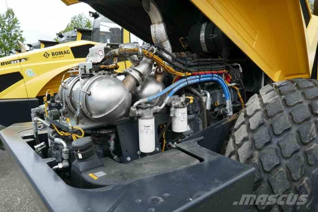 Bomag BW 213 DH-5 Augsnes blīvētāji