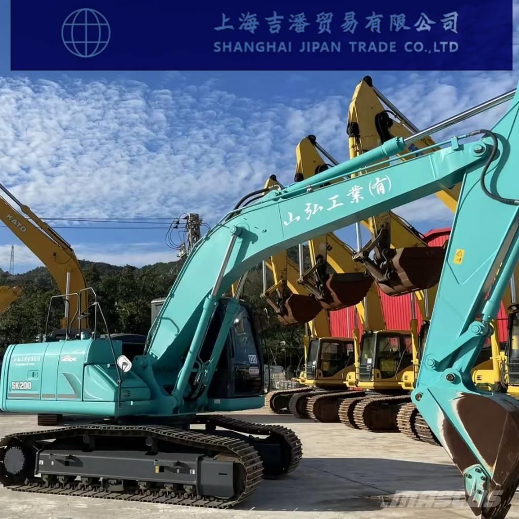 Kobelco SK 200 Kāpurķēžu ekskavatori