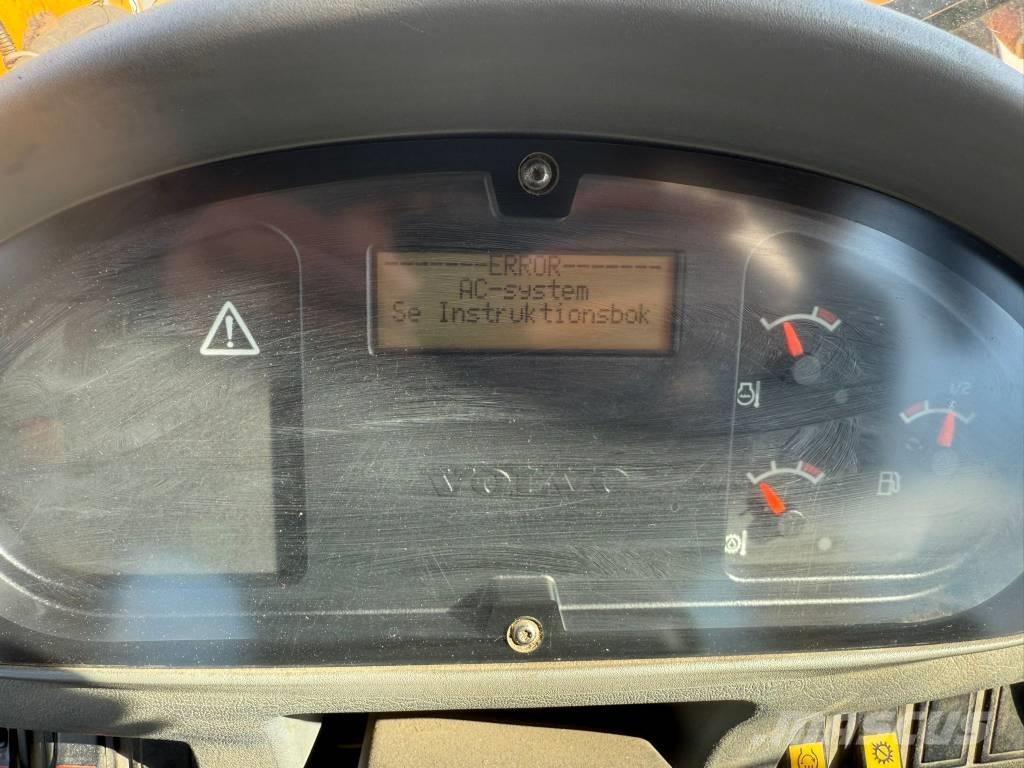 Volvo L 70 E Iekrāvēji uz riteņiem